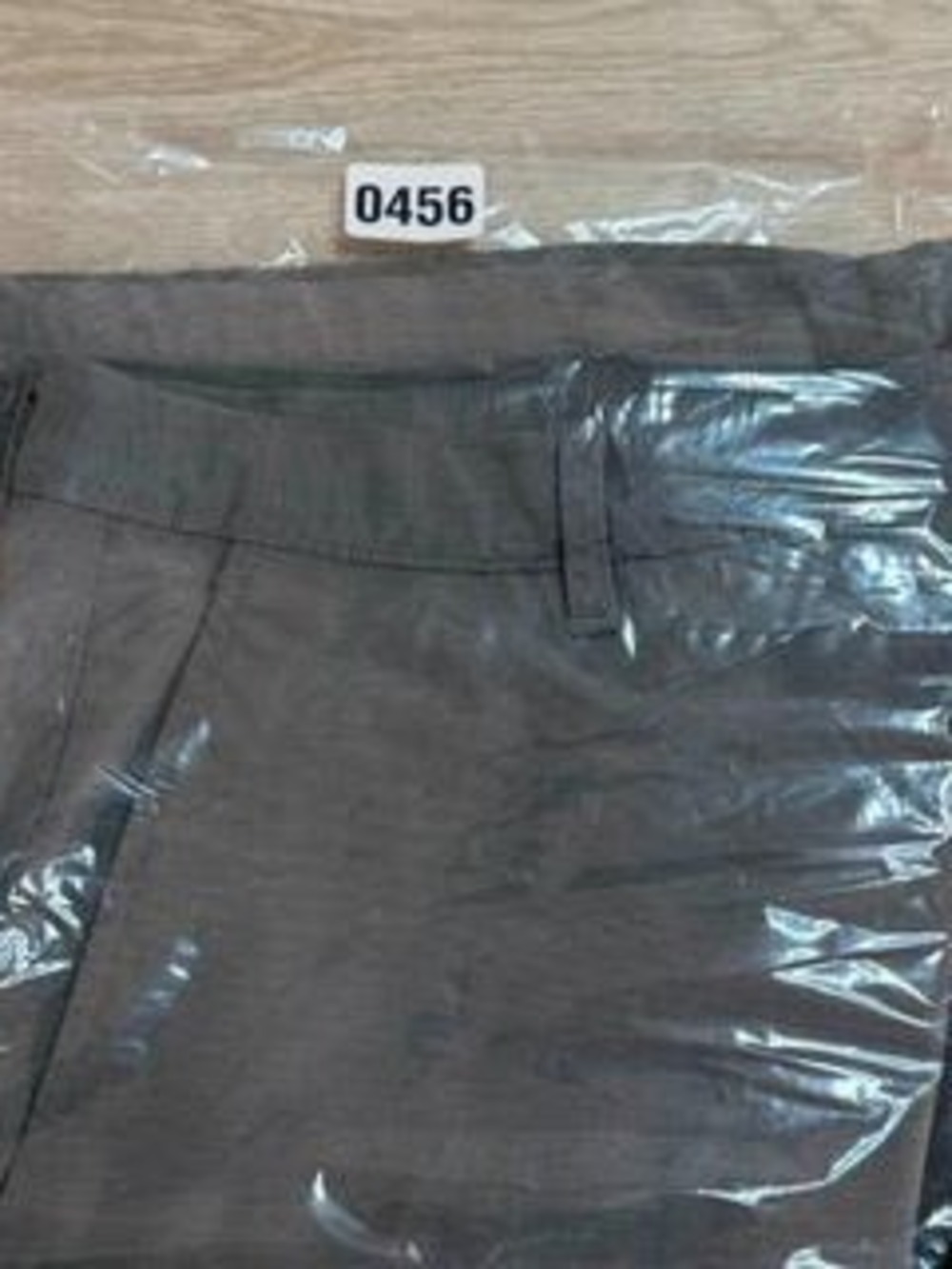 Callaway Gray Shorts Size 38 - Picture 7 of 8